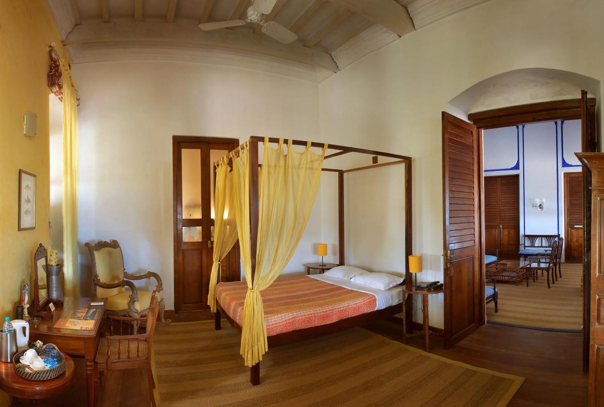 Neemrana'S - Bungalow On The Beach Tharangambadi Екстериор снимка