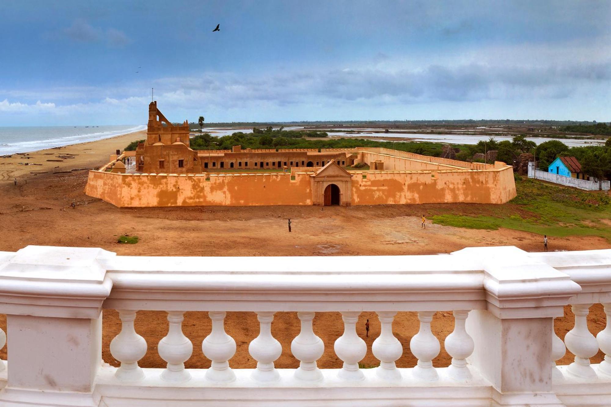 Neemrana'S - Bungalow On The Beach Tharangambadi Екстериор снимка